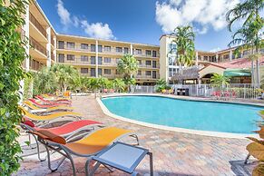 Holiday Inn & Suites Boca Raton - North, an IHG Hotel