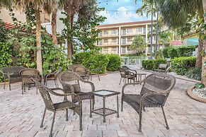 Holiday Inn & Suites Boca Raton - North by IHG