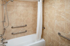 Holiday Inn & Suites Boca Raton - North by IHG