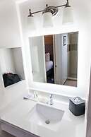 Holiday Inn & Suites Boca Raton - North by IHG