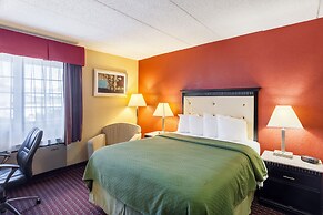 Quality Inn & Suites Lincoln South