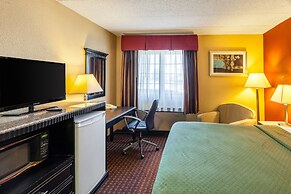 Quality Inn & Suites Lincoln South