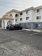 Holiday Inn Express & Suites Phoenix - Mesa West by IHG