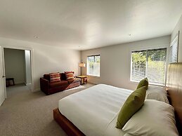 Hidden Valley Inn