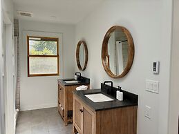 Hidden Valley Inn