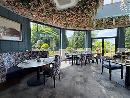 The Mount Country Manor Hotel & Golf