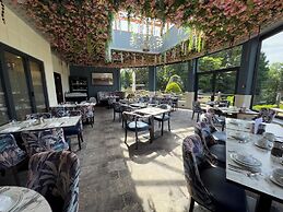 The Mount Country Manor Hotel & Golf