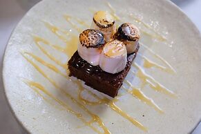 The Mount Country Manor Hotel & Golf