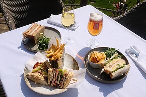 The Mount Country Manor Hotel & Golf