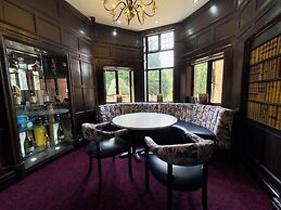The Mount Country Manor Hotel & Golf