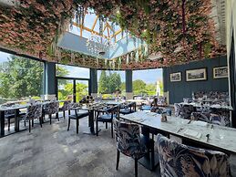 The Mount Country Manor Hotel & Golf