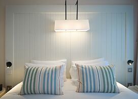 The Relais Cooden Beach