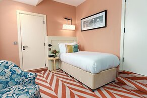 The Relais Cooden Beach