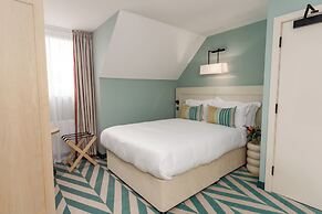 The Relais Cooden Beach