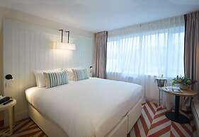 The Relais Cooden Beach