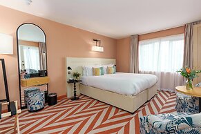 The Relais Cooden Beach