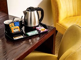 Mercure Gloucester Bowden Hall Hotel