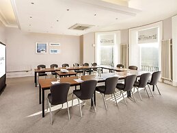 Mercure Gloucester Bowden Hall Hotel