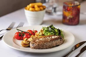 The Queen's Gate Hotel