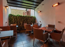 The Queen's Gate Hotel