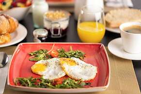 The Queen's Gate Hotel