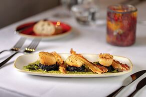 The Queen's Gate Hotel