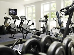 Mercure Leeds Parkway Hotel