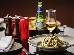 Mercure Chester Abbots Well Hotel