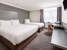 Mercure Chester Abbots Well Hotel