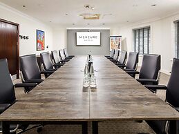 Mercure Chester Abbots Well Hotel