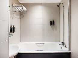 Mercure Chester Abbots Well Hotel