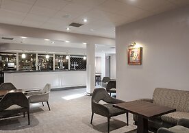 The Hog's Back Hotel & Spa Farnham