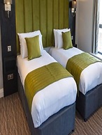 The Hog's Back Hotel & Spa Farnham