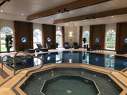 The Hog's Back Hotel & Spa Farnham