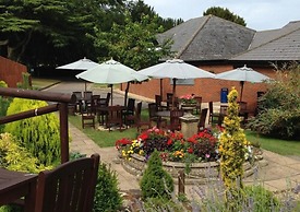 The Hog's Back Hotel & Spa Farnham