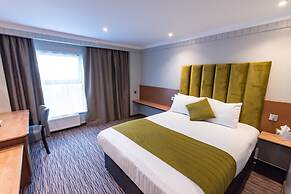 The Hog's Back Hotel & Spa Farnham