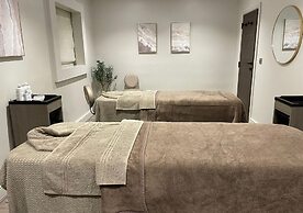 The Hog's Back Hotel & Spa Farnham
