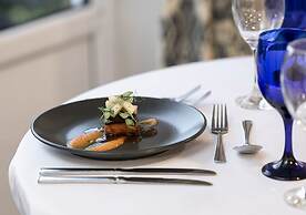 The Hog's Back Hotel & Spa Farnham