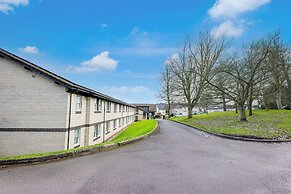 Gloucester Robinswood Hotel by Sunday