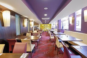 Gloucester Robinswood Hotel by Sunday