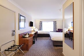 Gloucester Robinswood Hotel by Sunday