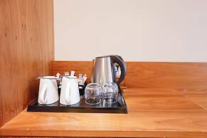 Gloucester Robinswood Hotel by Sunday