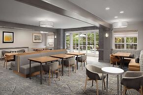 Homewood Suites by Hilton Alexandria / Pentagon South