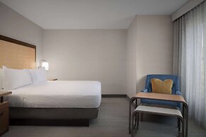 Homewood Suites by Hilton Alexandria / Pentagon South