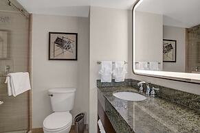 Hilton Arlington National Landing