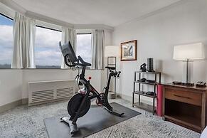 Hilton Arlington National Landing