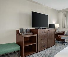 Hilton Arlington National Landing