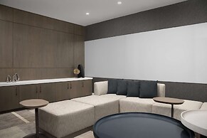 Hilton Arlington National Landing