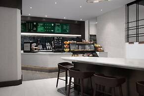 Hilton Arlington National Landing