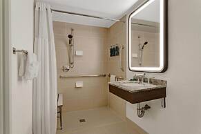 Hilton Arlington National Landing